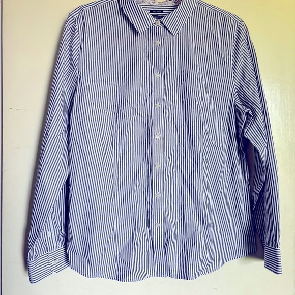 Talbots 16P blouse /Shirt long sleeve button-up wrinkle resistant gray/white - Picture 2 of 7